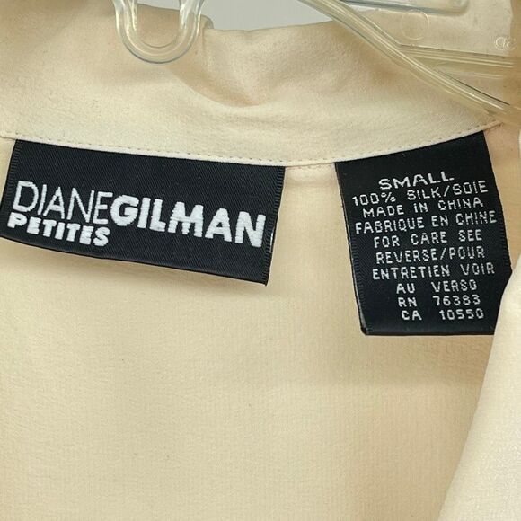 Diane Gilman Petite Women’s Cream 100% Silk Button Front Blouse Small Washable - Picture 4 of 14